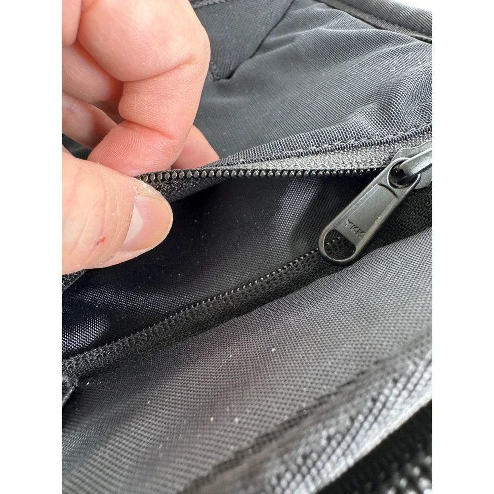 Wairworthy Black Stealth Solo Flight Bag Pilot Carry On Headset Pocket Hardsided